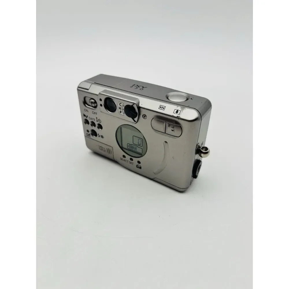 Canon ixy 230